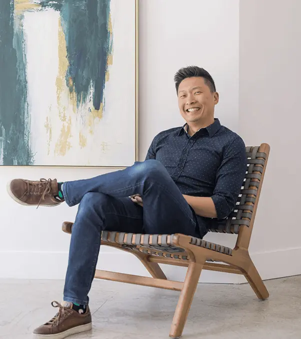 Portrait of Collective member Howie Chen